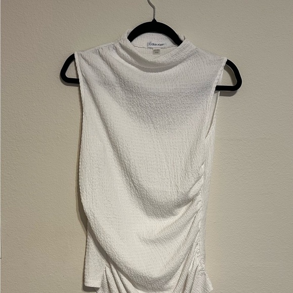 Calvin Klein White Textured Sleeveless Blouse - Picture 3 of 9